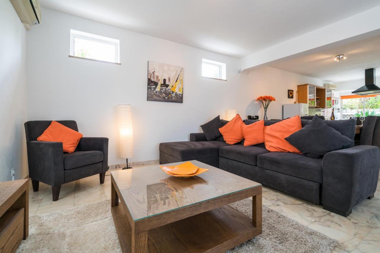 Villa Casa Laranja Three Bedroom