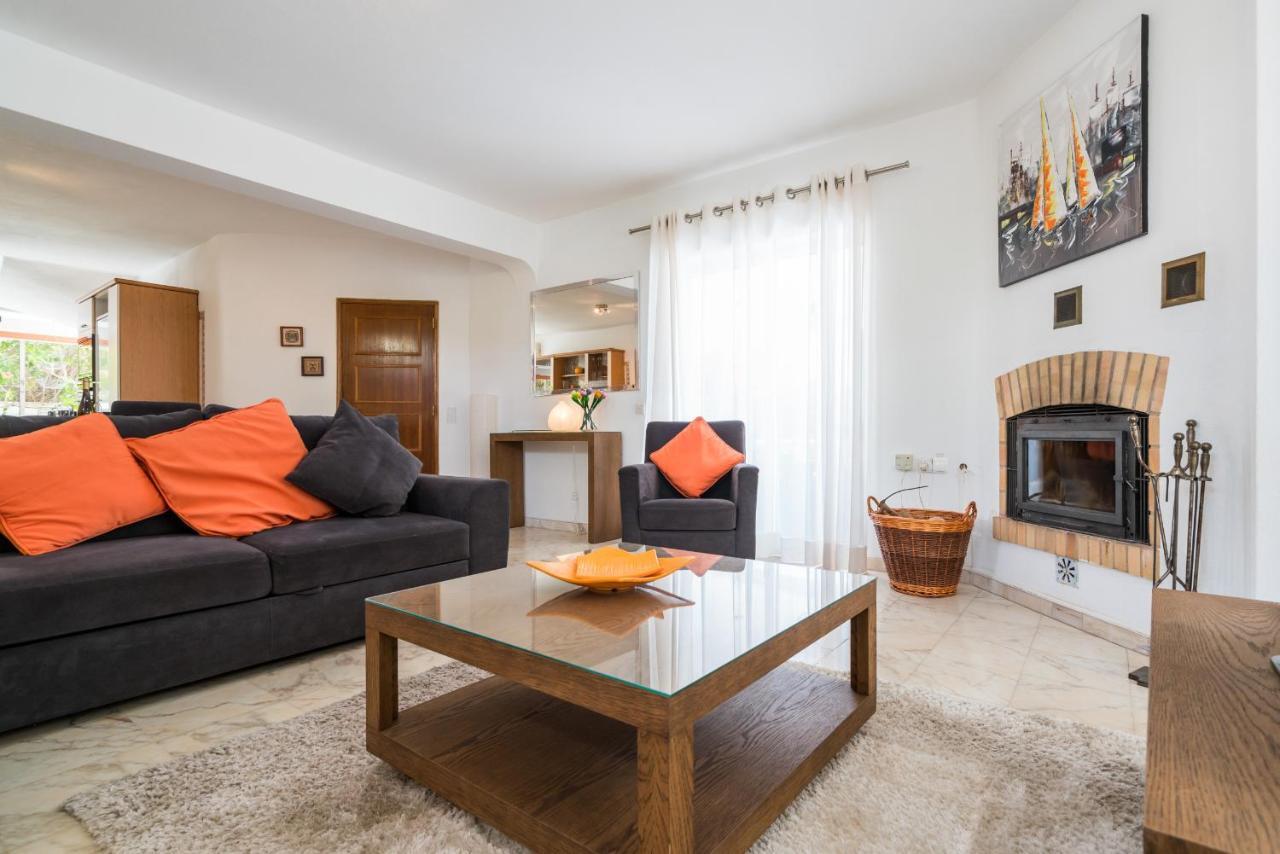 Casa Laranja Three Bedroom Villa