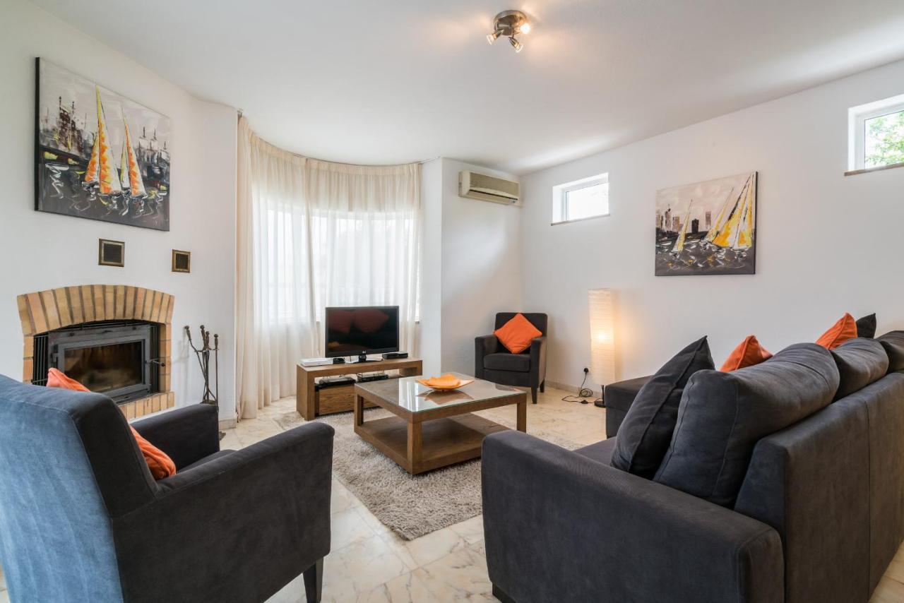 Villa Casa Laranja Three Bedroom